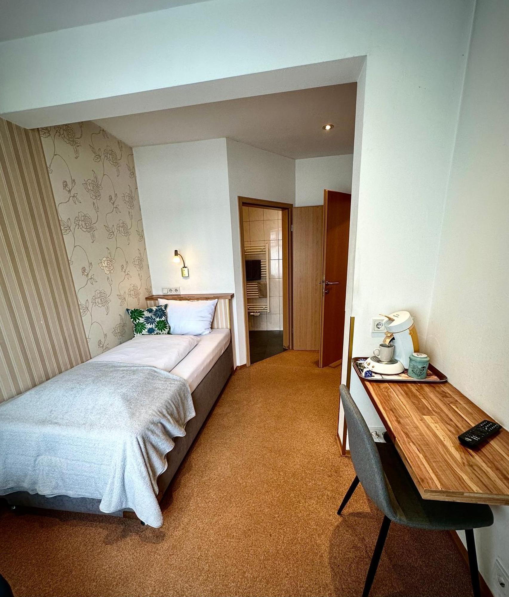 Bed & Rooms, Worgl